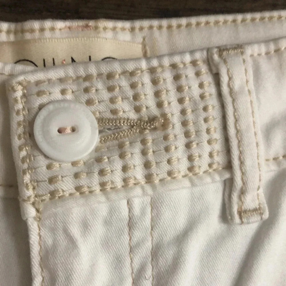 Anthropologie Chino white relaxed cuffed shorts Sz 28 New with tags - Picture 4 of 11